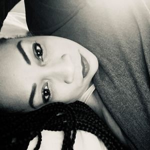 Meet your Posher, Kera